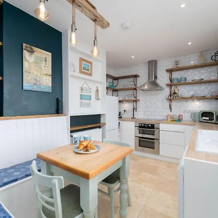Holiday home Dream By The Sea